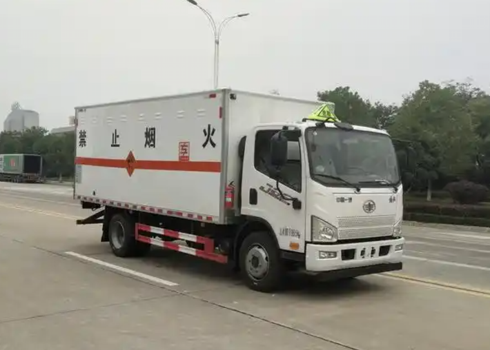 雁江爆破器材运输车可以上高速吗？